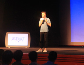 �����ώ��v���Լ����澳���L(zh��ng)