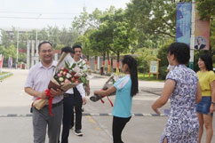 �ɹ��W���������^�t��̺