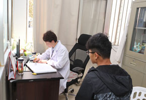 ���ڭh(hu��n)��