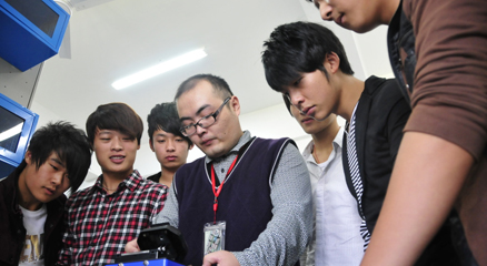 �Ŀ������W�����v�⌣�I�O���ʹ�÷���