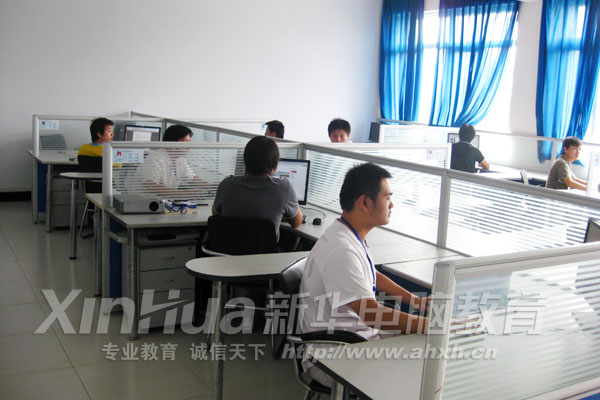 同學們在實戰中心受訓