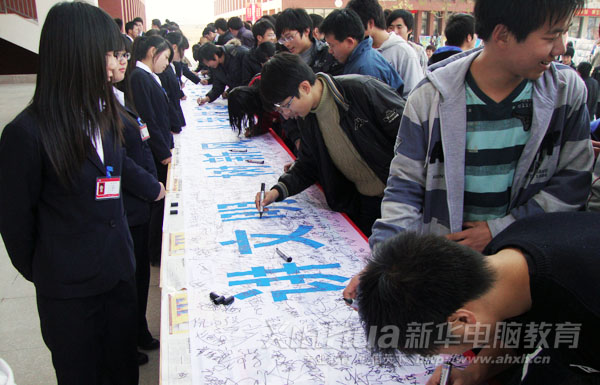 ������ӬF��