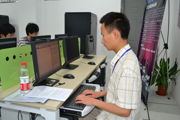 �������A��X���ތW(xu��)Ժ�W(w��ng)�j(lu��)���̷���?q��)W���M��ِ�x�օ�Ȼͬ�W(xu��)����ȫ��؞ע��׫���(xi��ng)Ŀ����