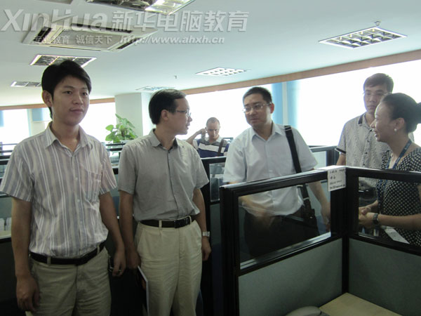 �W(xu��)Ժ�I(l��ng)��(d��o)�څ��^����˷�ͨ��