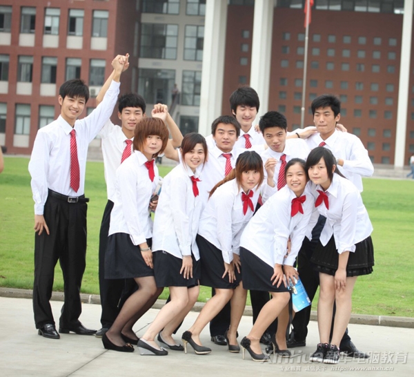 �y�ֲ��M(j��n) ϲӭ2012