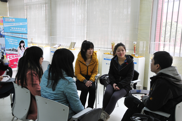 �����ˆT�c���������A•�����͡�΢�̈́�ȫ���݆T�Ĉ����W���M��΢�LՄ��