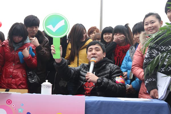 �x�ֵľ��ʱ���׌�����u(p��ng)ί�İ����ҕ�_(t��i)���������˴��Qٝ