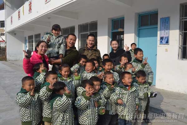 �������A��X���ތWԺ�Đ��Ďͷ��ˆT�Ͱ��HС�W�ČW����Ӱ����