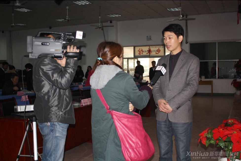�������A��X���ތW(xu��)Ժ��Ժ�L(zh��ng)�����ڽ���ӛ�߲��L