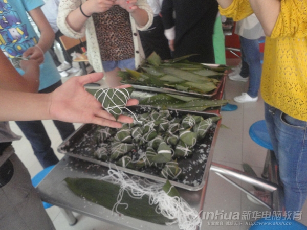 �x������չʾ�Լ��Ąڄӳɹ�