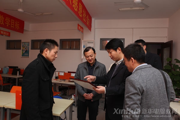 �I(l��ng)��(d��o)���^���W(xu��)У�鄓(chu��ng)�I(y��)�W(xu��)���C�l(f��)��У�@��(chu��ng)�I(y��)�I(y��ng)�I(y��)��(zh��)��